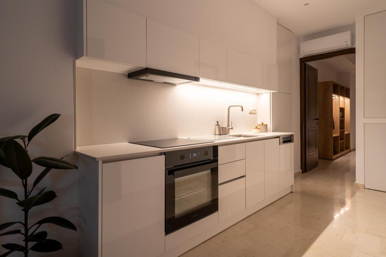 Luxury Suite In Downtown Ираклио Екстериор снимка