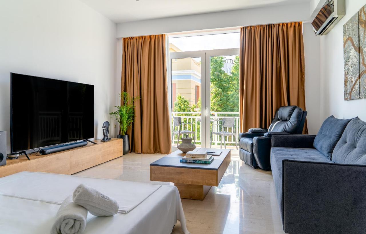 Luxury Suite In Downtown Ираклио Екстериор снимка