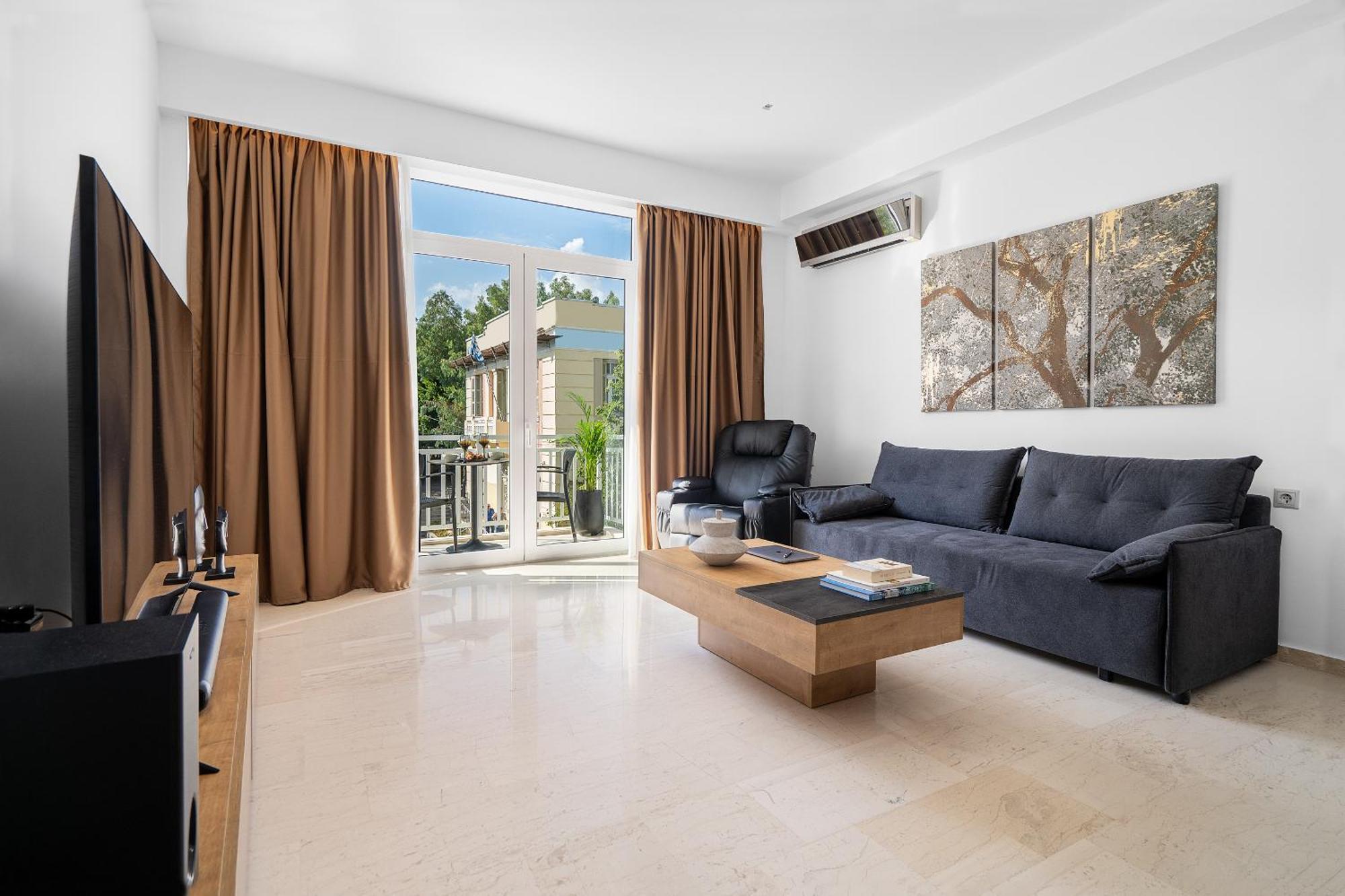 Luxury Suite In Downtown Ираклио Екстериор снимка